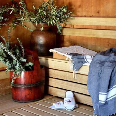 Sauna - Herbal sauna bench